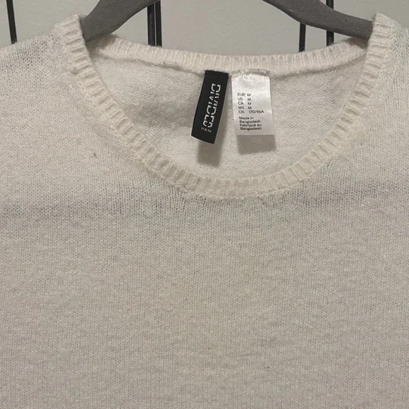 Women's top - Picture 2 of 5